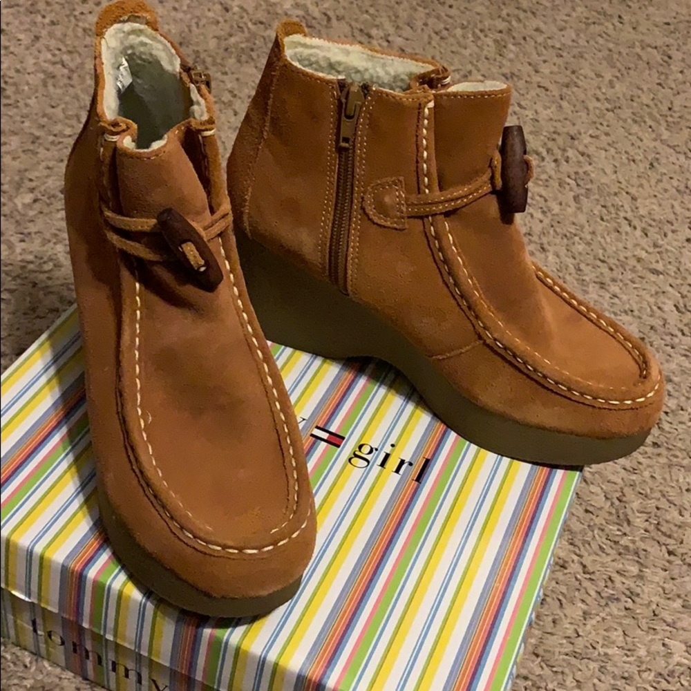 Tommy Girl shoes! Perfect for winter!